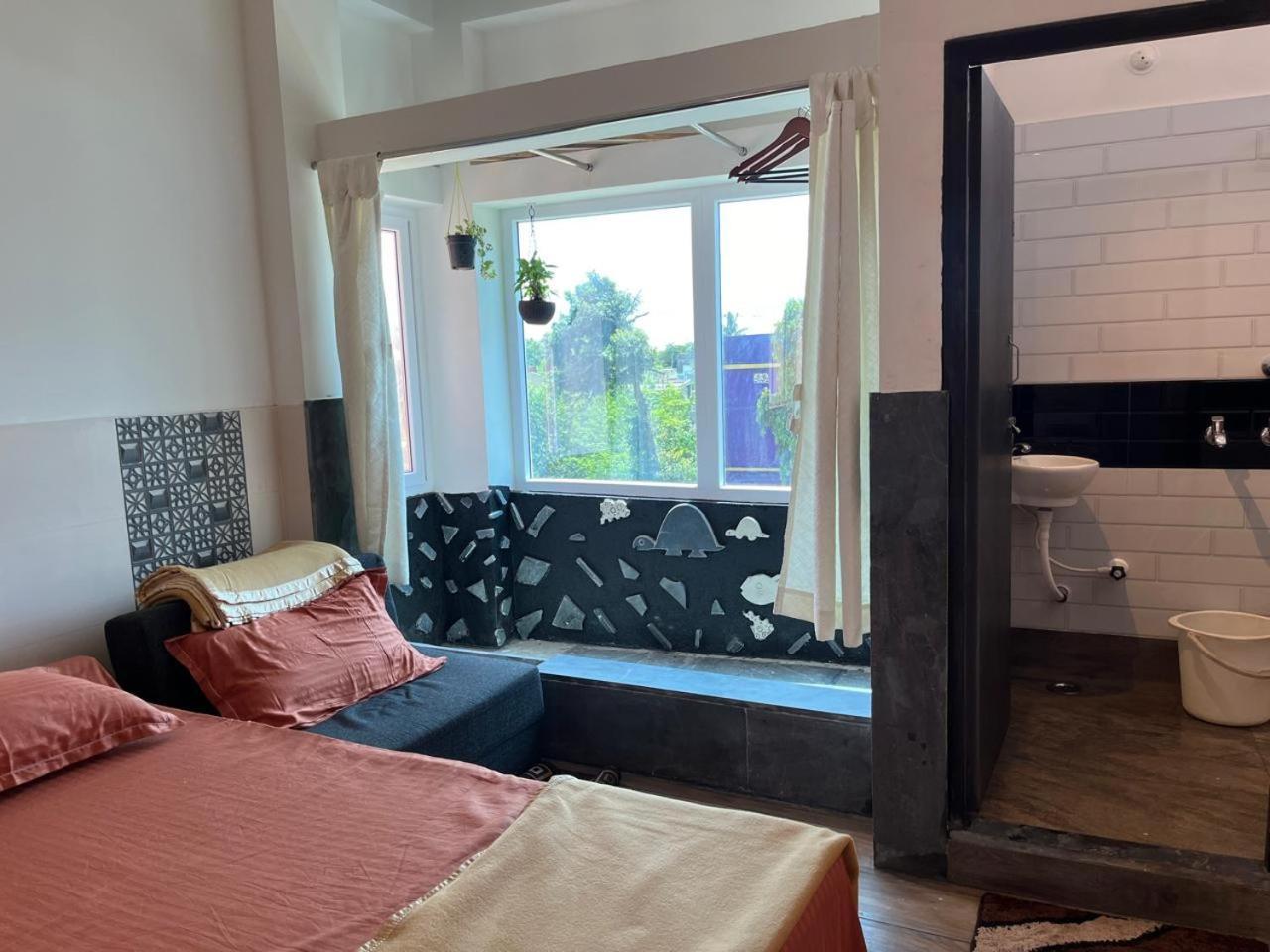 Nirman Homestay 5 Minutes Walk To Beach Puri Ngoại thất bức ảnh